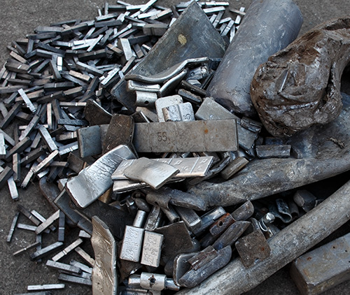 蛍光X線分析器で分類された非鉄金属